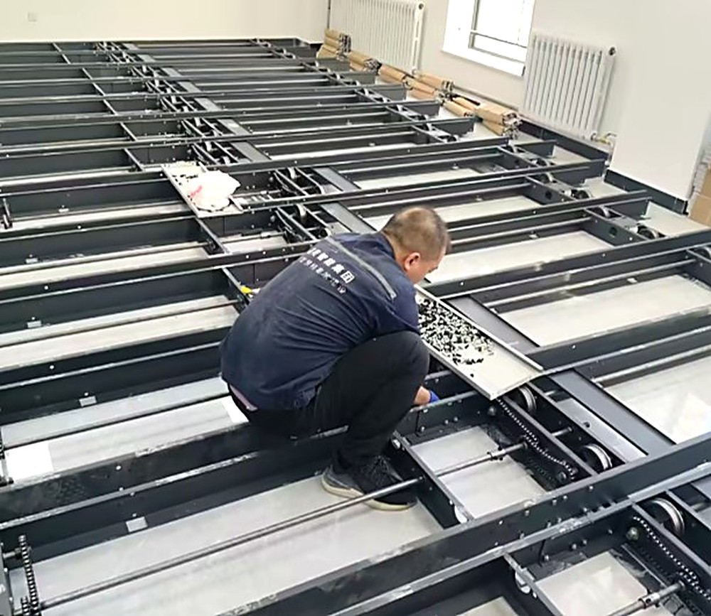 Rail grid layout and leveling on site
