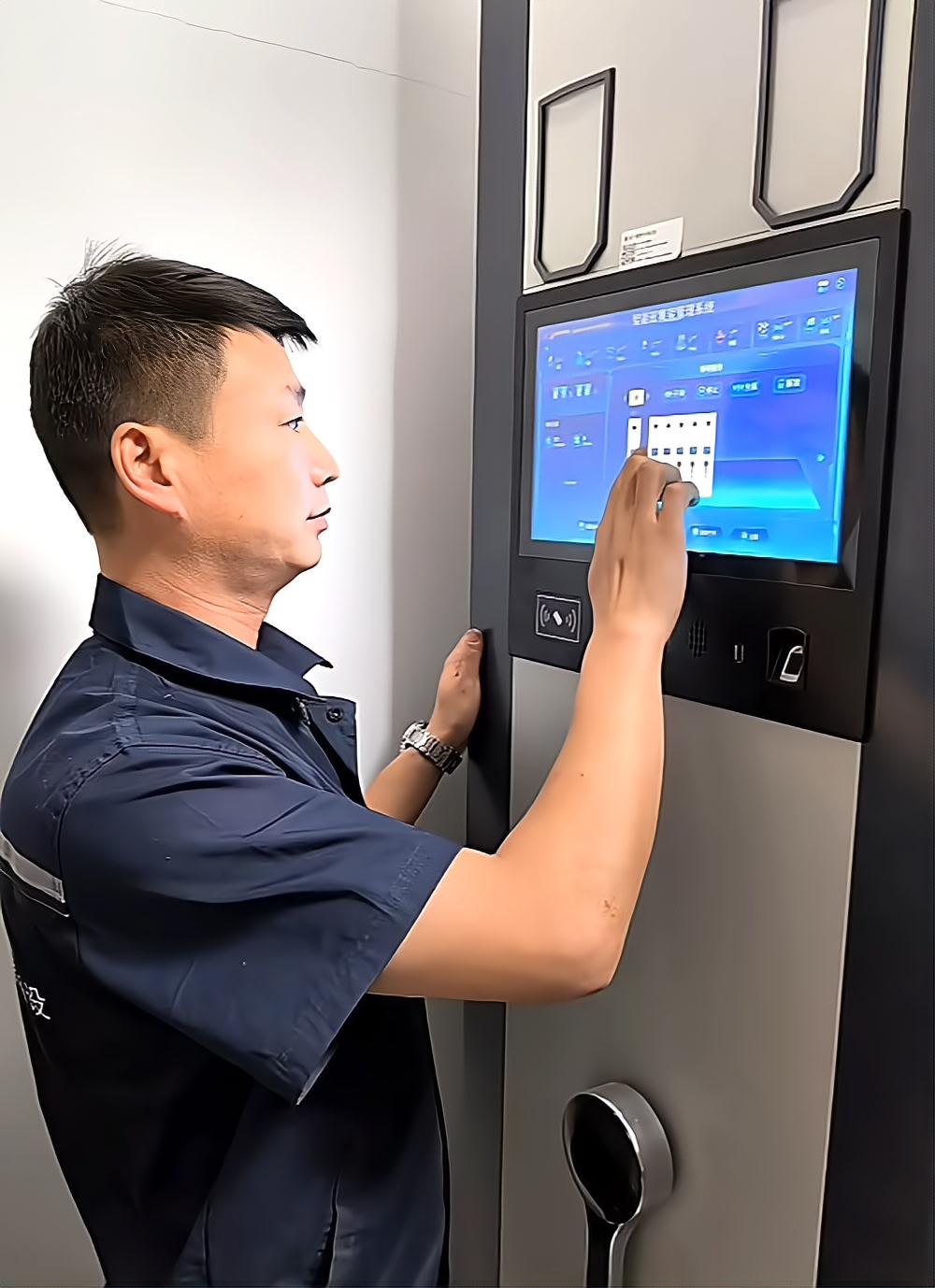 Intelligent control system commissioning
